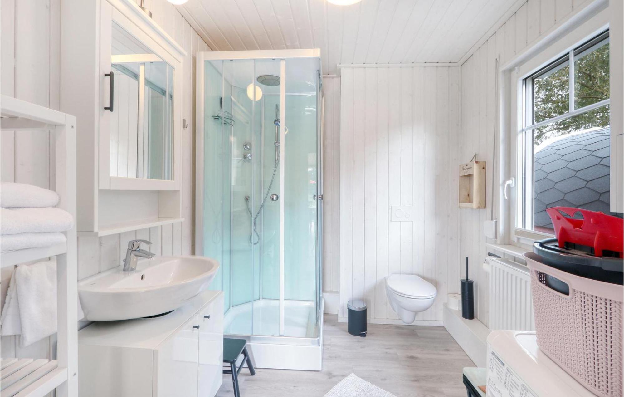 Amazing home in Zerpenschleuse with WiFi, 2 Bedrooms&Sauna Exterior foto
