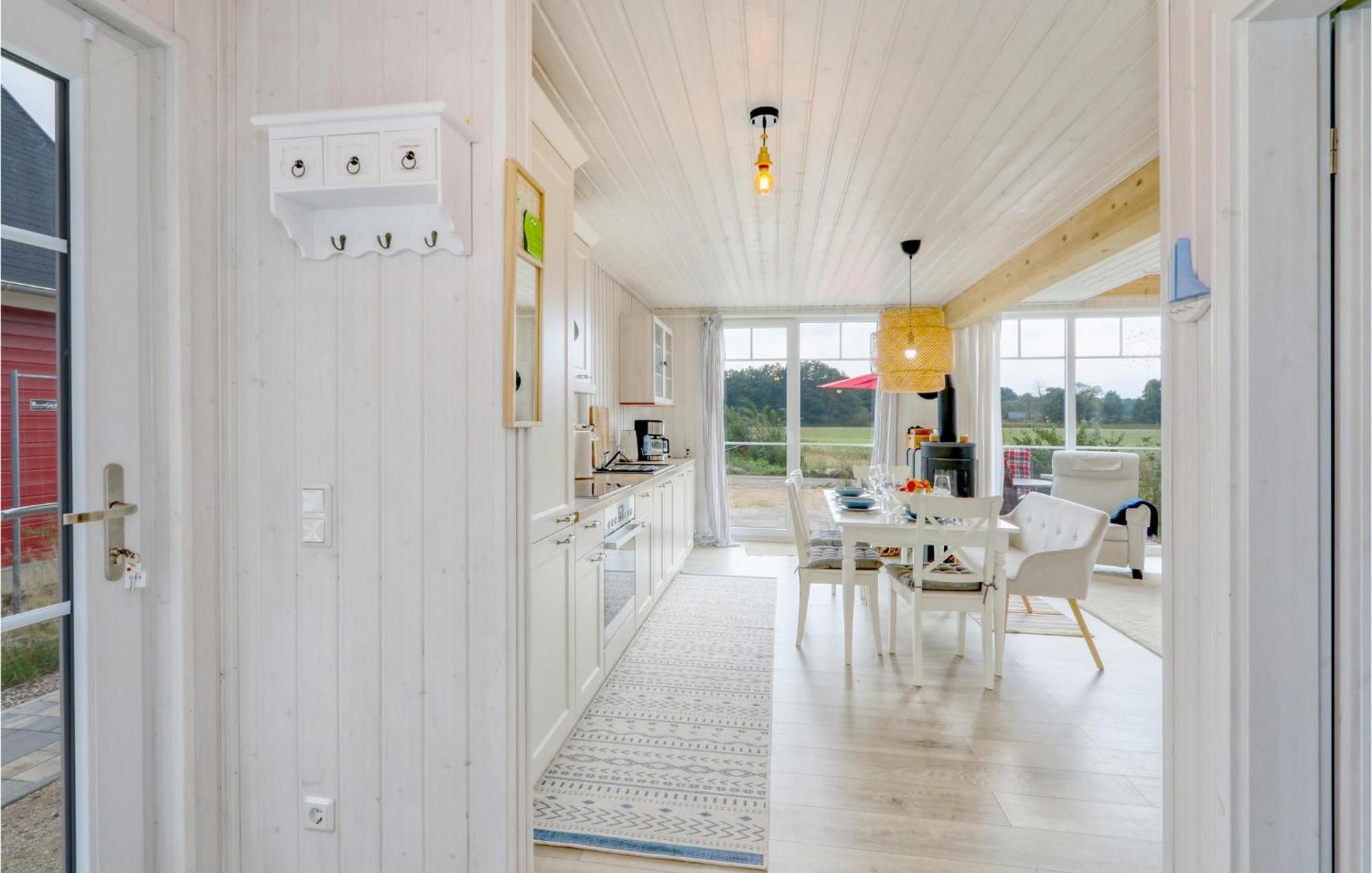 Amazing home in Zerpenschleuse with WiFi, 2 Bedrooms&Sauna Exterior foto
